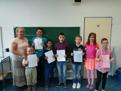 Rozdali jsme vysvědčení - hurá na prázdniny