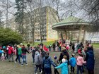 Březen